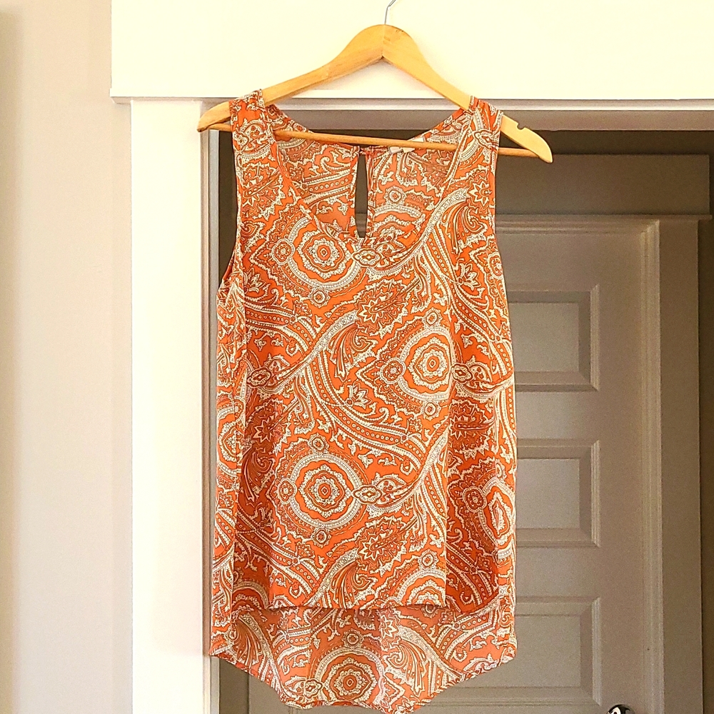 Sleeveless paisley blouse